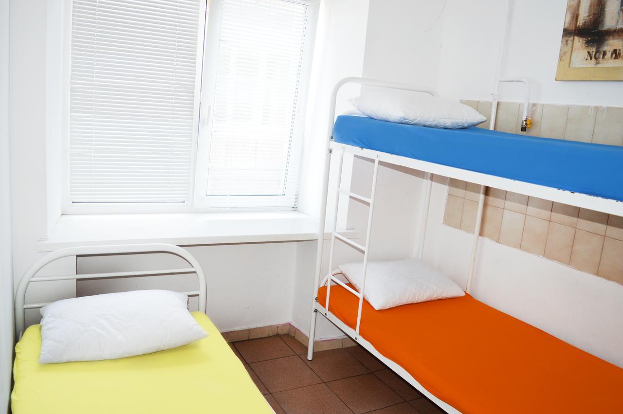 Hostel Golden Gates Kiev Ngoại thất bức ảnh